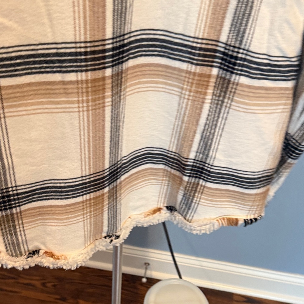 Plaid Button-Up Jacket - Picture 5 of 7